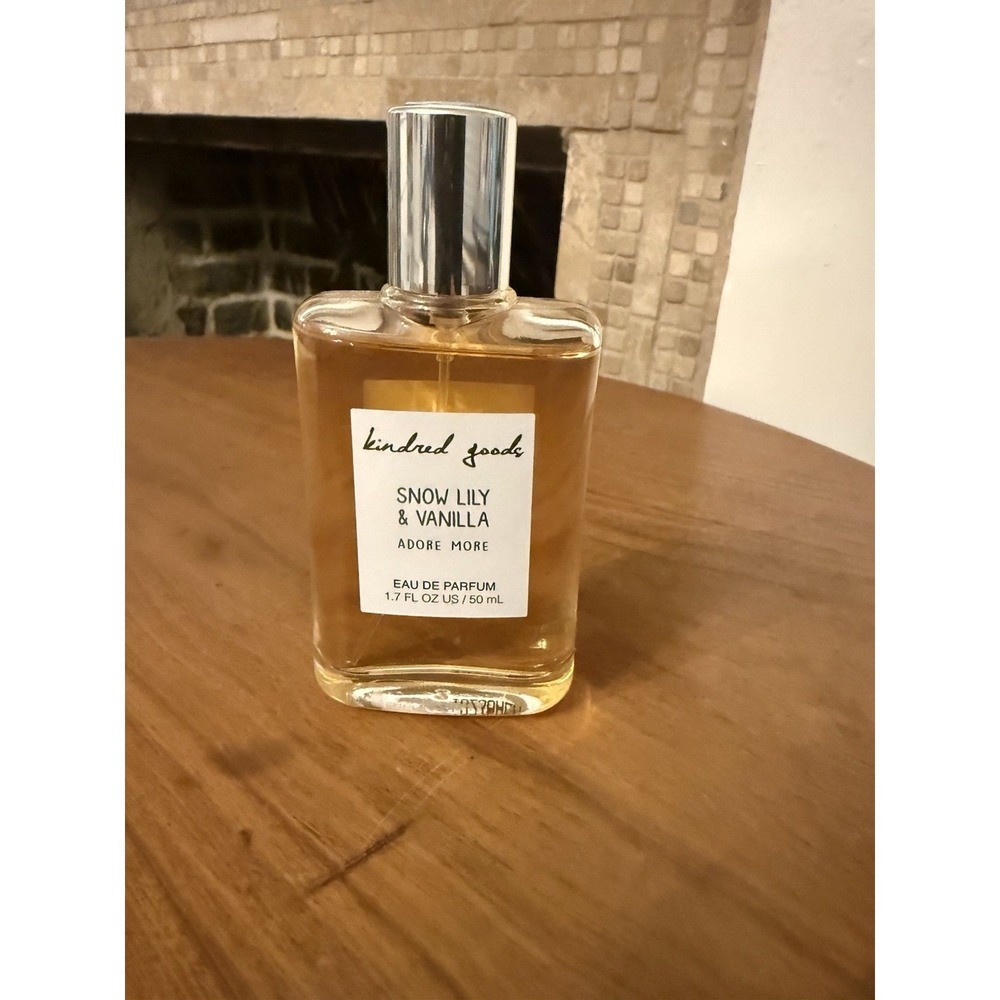 New OLD NAVY Kindred Goods Snow Lily & Vanilla EDP PERFUME SPRAY 1.7 Fl Oz